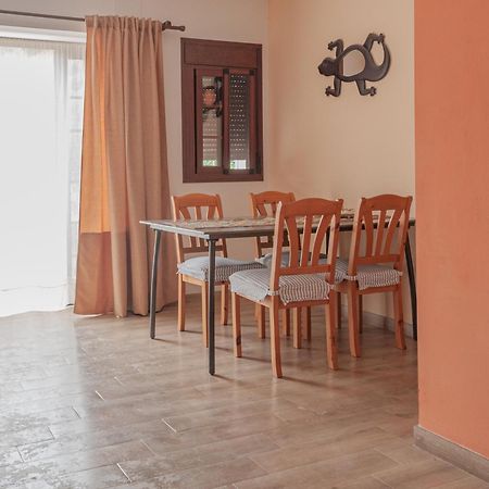 Aparthotel Nido Aguila Blanca à Guaro Extérieur photo