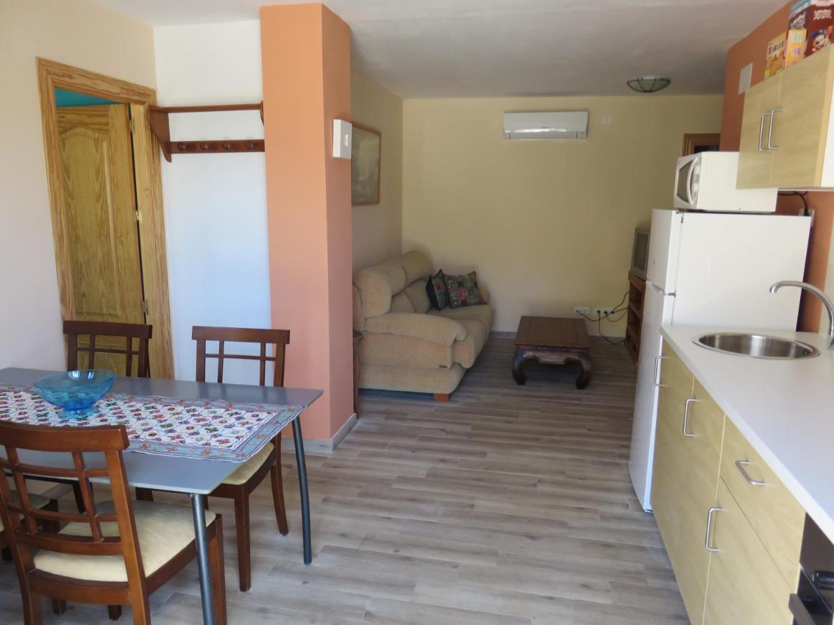 Aparthotel Nido Aguila Blanca à Guaro Extérieur photo