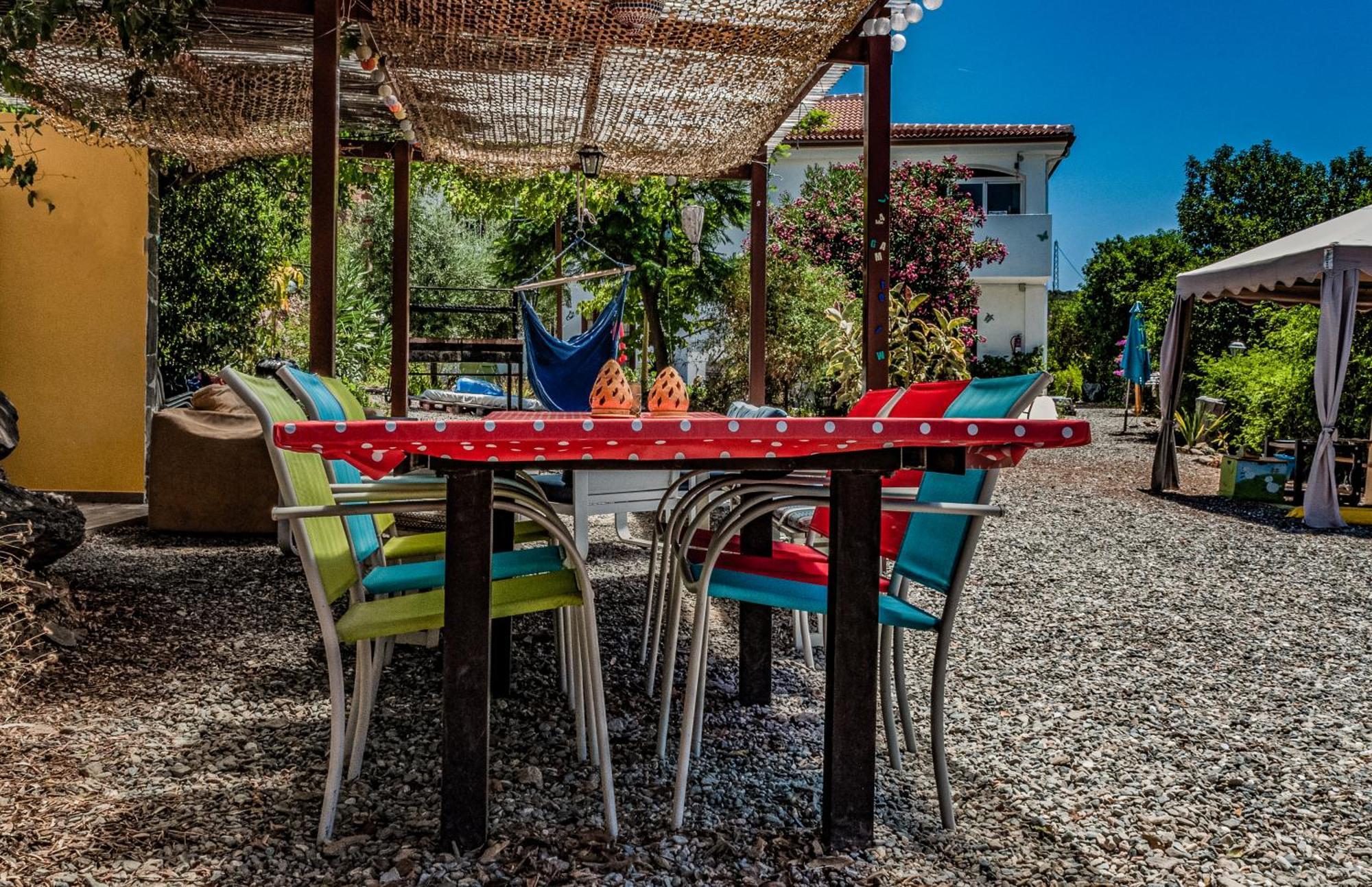 Aparthotel Nido Aguila Blanca à Guaro Extérieur photo