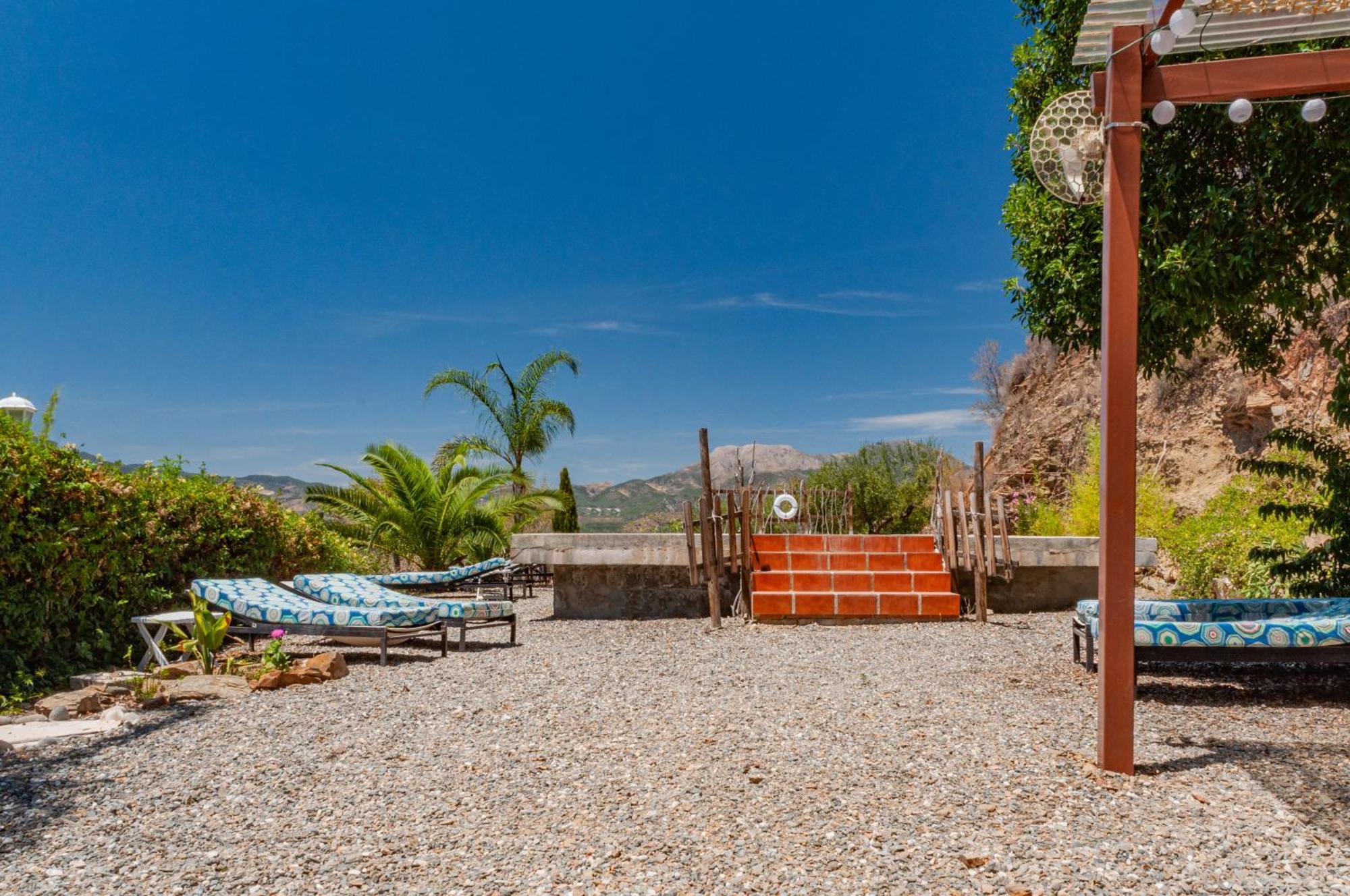 Aparthotel Nido Aguila Blanca à Guaro Extérieur photo
