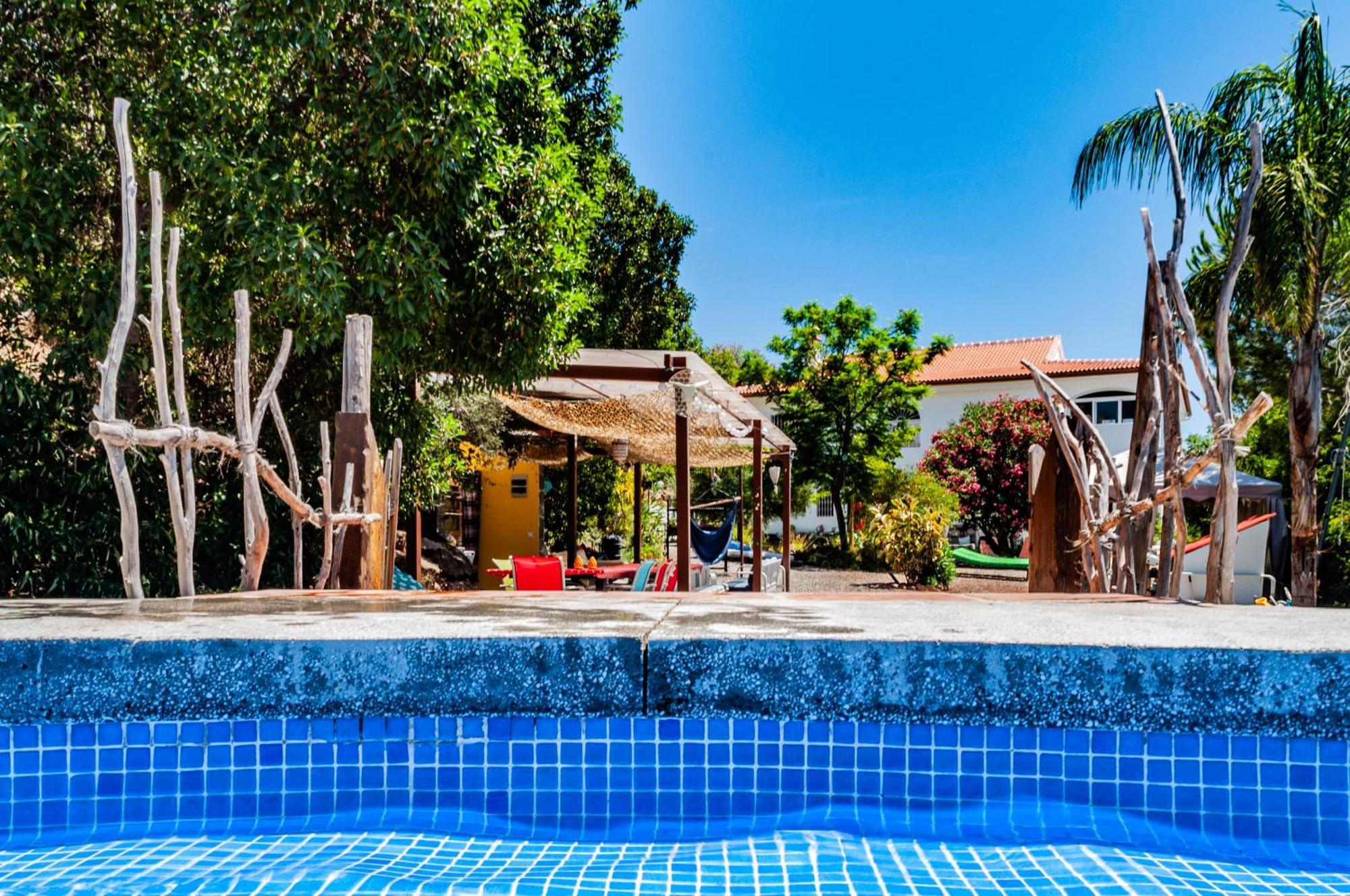 Aparthotel Nido Aguila Blanca à Guaro Extérieur photo